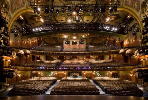 Which nyc theater was restored by disney in 1997 - From a $2,500 start, the restored Fox theater was brought back from the brink Sun., Oct. 29, 2017 The original details on the stairway glass panels were preserved during the Fox Theater renovation ...